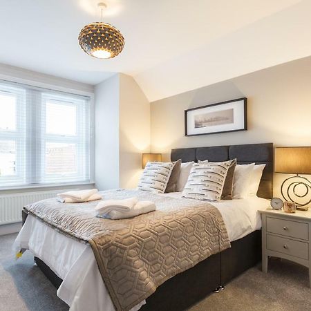 Ferienwohnung Stylish Town Centre House - 300Mbps, Parking & Sunny Decking Bournemouth Exterior foto