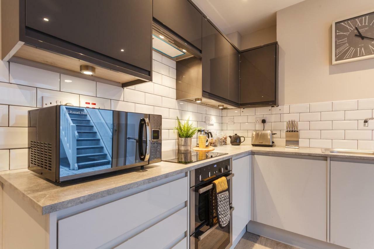 Ferienwohnung Stylish Town Centre House - 300Mbps, Parking & Sunny Decking Bournemouth Exterior foto