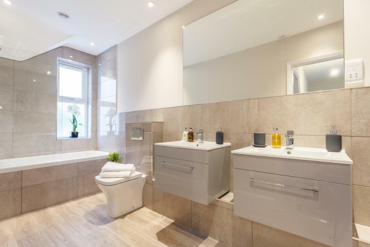 Ferienwohnung Stylish Town Centre House - 300Mbps, Parking & Sunny Decking Bournemouth Exterior foto
